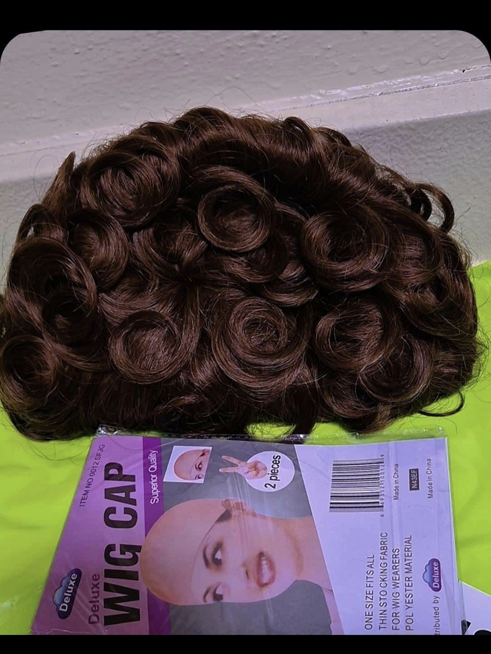 Luxe Women's Curly Brown Wig with Wig Cap